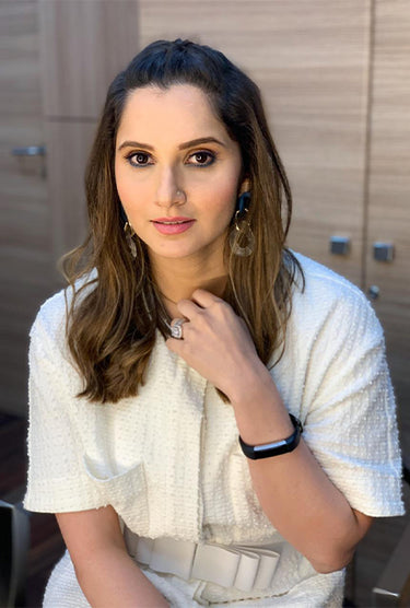 Sania Mirza in Genes Half Sleeve Shirt