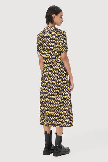 Slim Fit Raised Neck Dress in Scallops Print