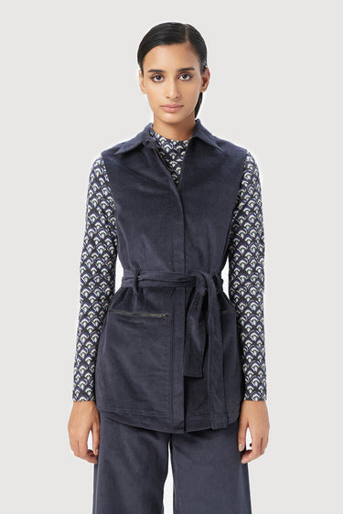 Easy Fit Sleeveless Jacket with Double Stitch Construction