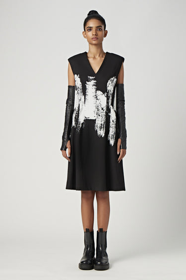 Slim Fit V-Neck Sleeveless Dress with Artistic Print