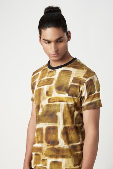 Regular Fit T-Shirt in All-Over Abstract Check Print